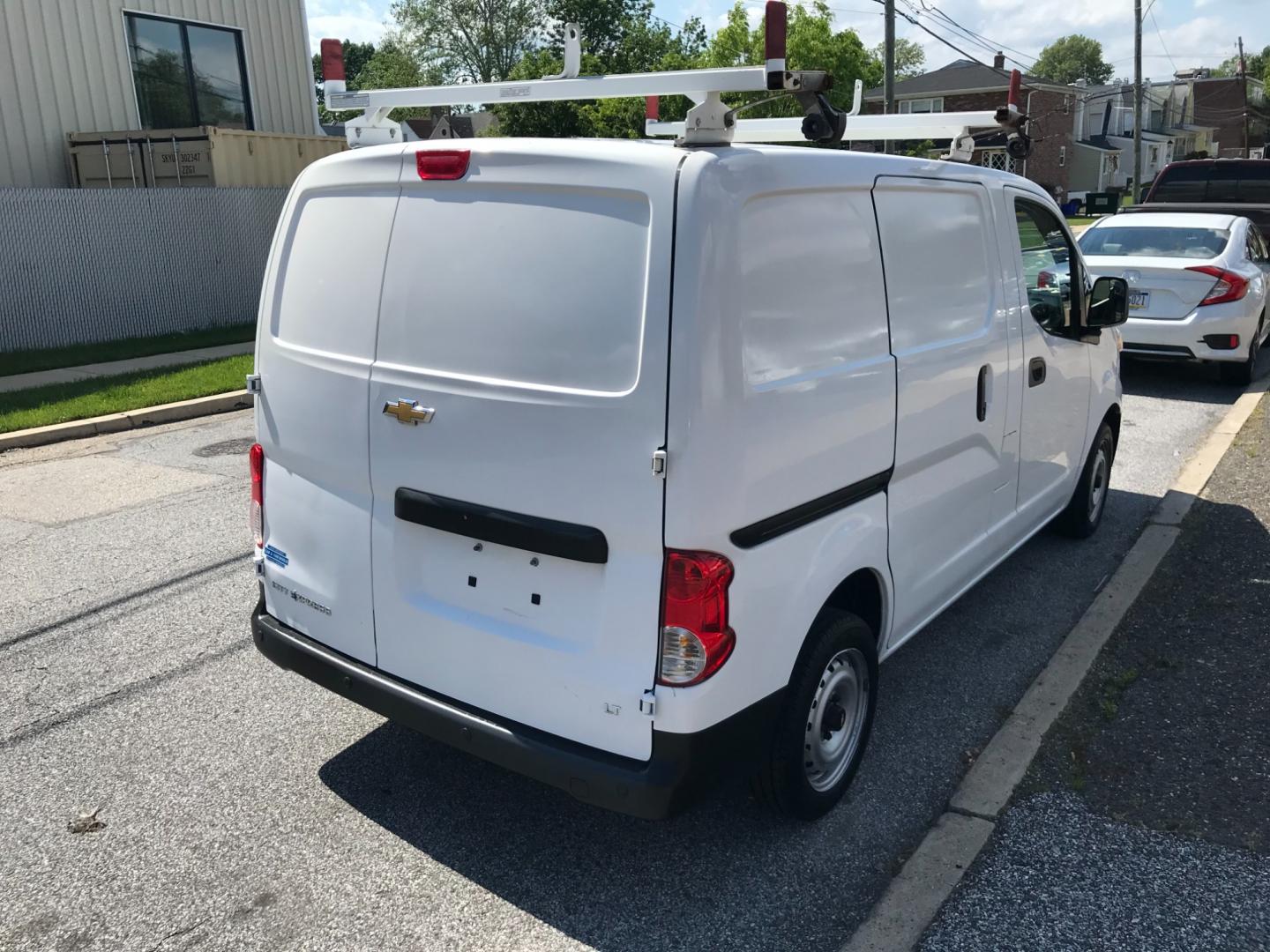 2015 White /Gray Chevrolet City Express LT (3N63M0ZN8FK) with an 2.0 V4 engine, Automatic transmission, located at 577 Chester Pike, Prospect Park, PA, 19076, (610) 237-1015, 39.886154, -75.302338 - Photo#4